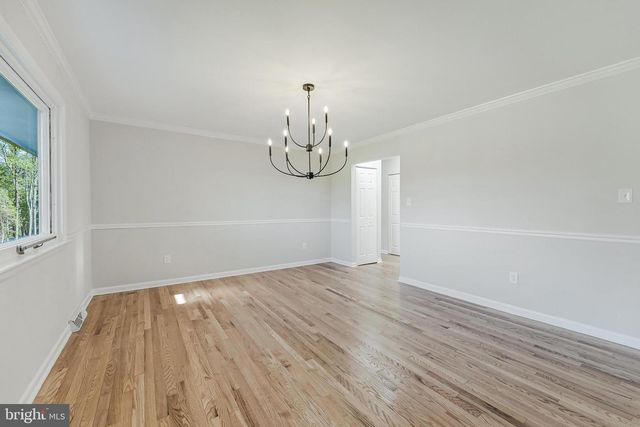 6891 WILSON RD, Marshall, VA 20115