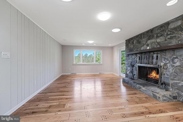 6891 WILSON RD, Marshall, VA 20115