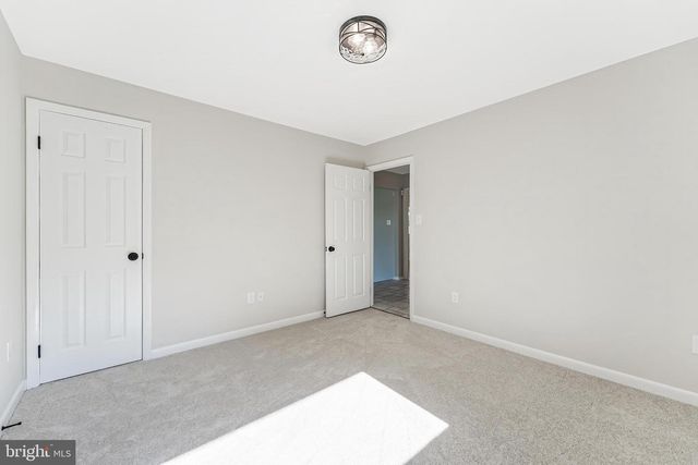 6891 WILSON RD, Marshall, VA 20115