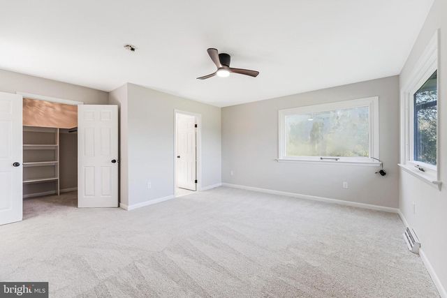 6891 WILSON RD, Marshall, VA 20115