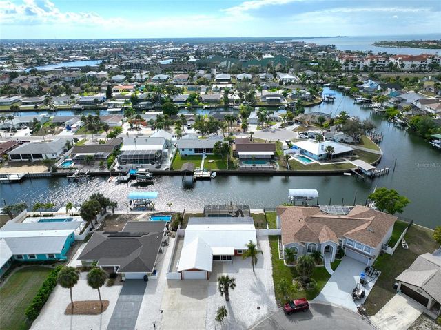 1018 SILVER PALM WAY, Apollo Beach, FL 33572