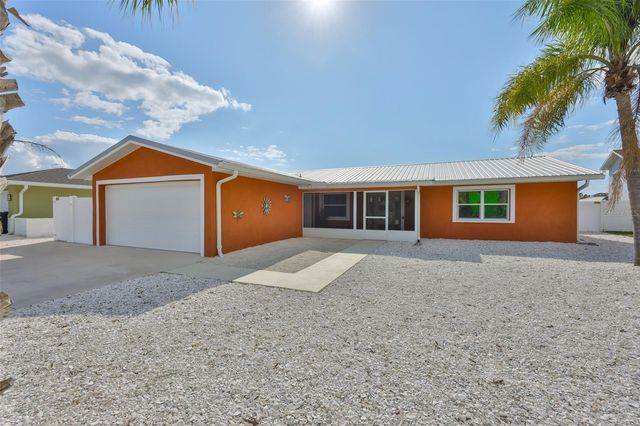 1018 SILVER PALM WAY, Apollo Beach, FL 33572