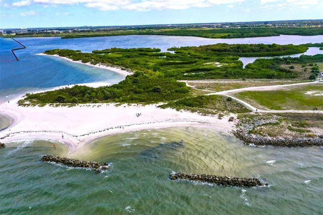 1018 SILVER PALM WAY, Apollo Beach, FL 33572