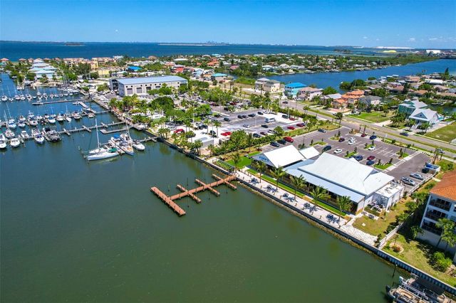 1018 SILVER PALM WAY, Apollo Beach, FL 33572