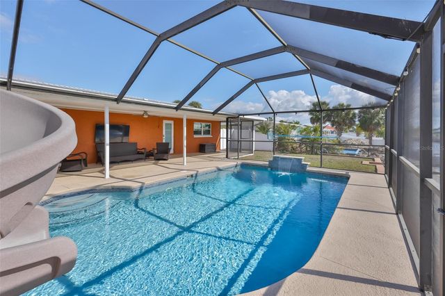 1018 SILVER PALM WAY, Apollo Beach, FL 33572