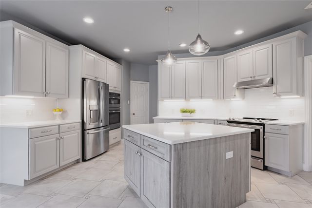 3915 Compton Drive, Richardson, TX 75082