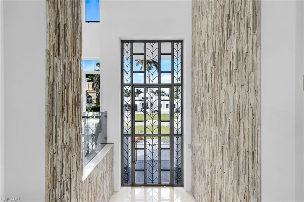 260 Channel DR, NAPLES, FL 34108 — photo 3