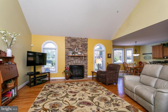 8757 PORT TOBACCO RD, La Plata, MD 20646
