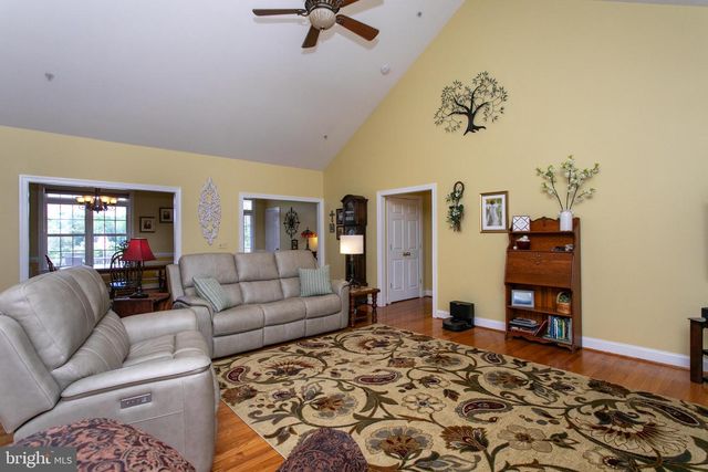 8757 PORT TOBACCO RD, La Plata, MD 20646
