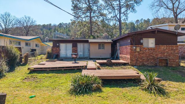 9304 6th Street, Little Rock, AR 72205