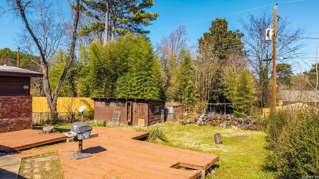 9304 6th Street, Little Rock, AR 72205