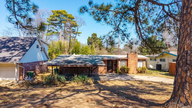 9304 6th Street, Little Rock, AR 72205