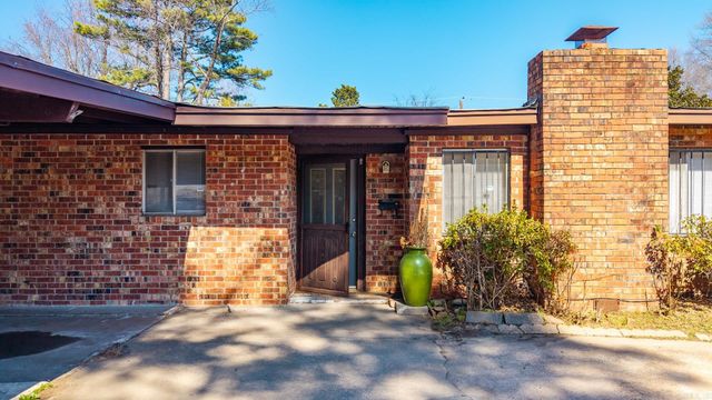 9304 6th Street, Little Rock, AR 72205