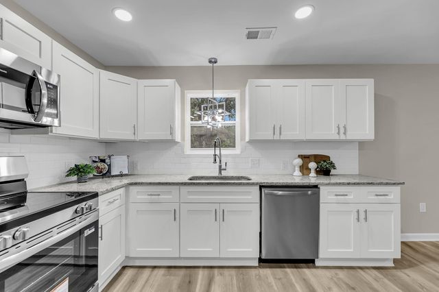 5396 Charleston Hwy, Walterboro, SC 29488