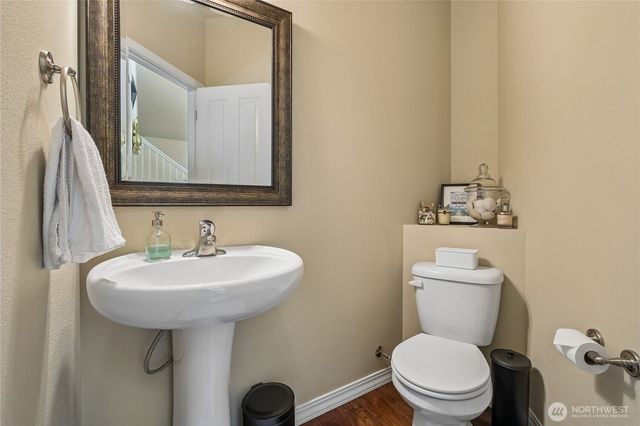 27661 Mcintosh Loop NE, Kingston, WA 98346