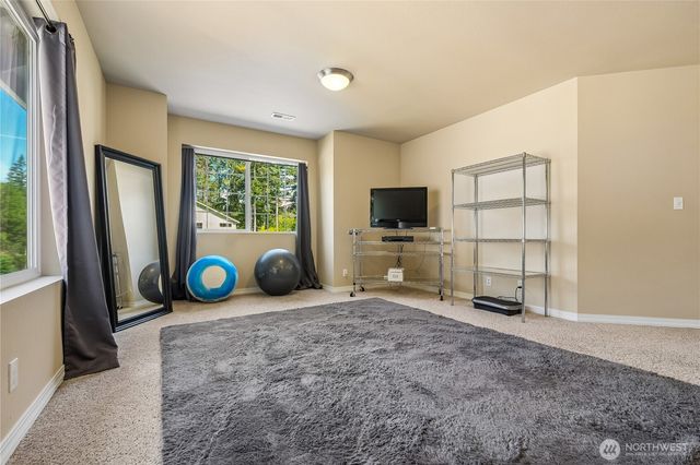 27661 Mcintosh Loop NE, Kingston, WA 98346