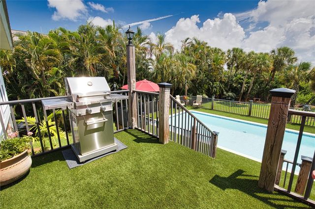 10110 CREEKSIDE DRIVE, Placida, FL 33946