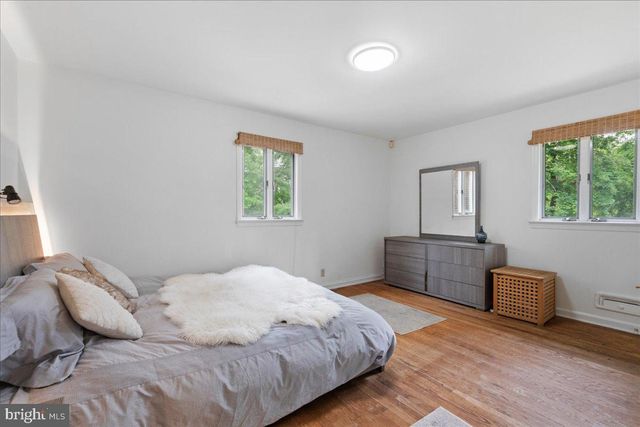 59 LONGVIEW DR, Princeton, NJ 08540