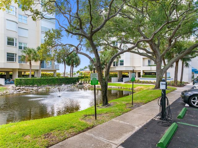 7912 SAILBOAT KEY BOULEVARD S 201, South Pasadena, FL 33707