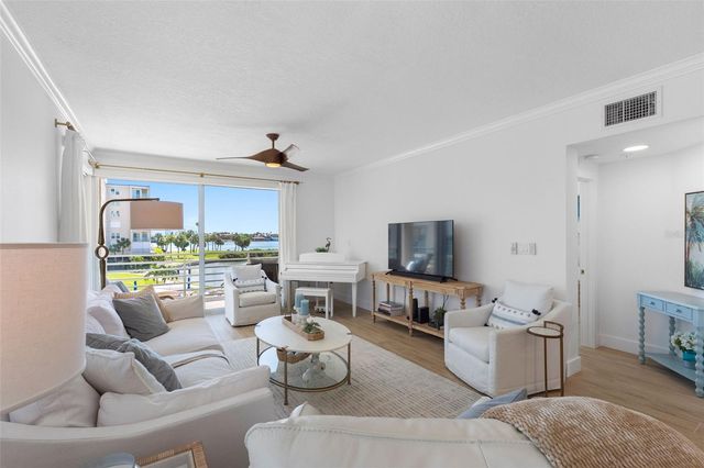 7912 SAILBOAT KEY BOULEVARD S 201, South Pasadena, FL 33707