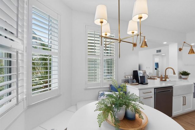 7912 SAILBOAT KEY BOULEVARD S 201, South Pasadena, FL 33707