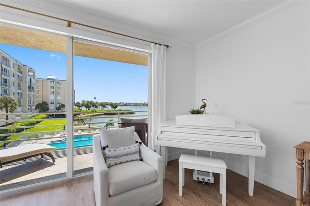 7912 SAILBOAT KEY BOULEVARD S 201, South Pasadena, FL 33707
