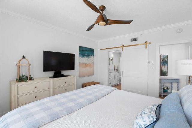 7912 SAILBOAT KEY BOULEVARD S 201, South Pasadena, FL 33707