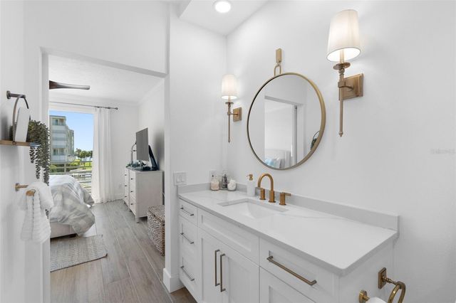 7912 SAILBOAT KEY BOULEVARD S 201, South Pasadena, FL 33707