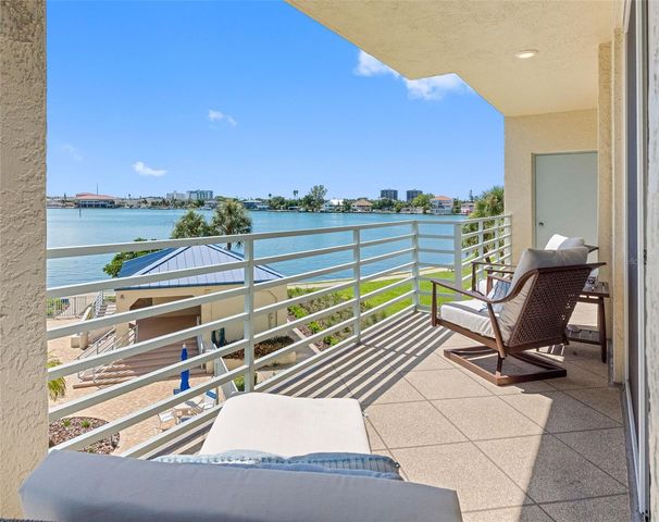 7912 SAILBOAT KEY BOULEVARD S 201, South Pasadena, FL 33707
