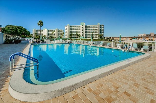 7912 SAILBOAT KEY BOULEVARD S 201, South Pasadena, FL 33707
