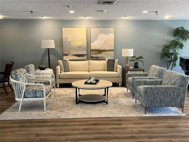 7912 SAILBOAT KEY BOULEVARD S 201, South Pasadena, FL 33707