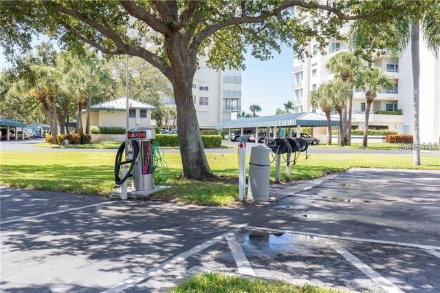 7912 SAILBOAT KEY BOULEVARD S 201, South Pasadena, FL 33707