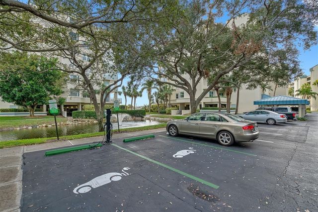 7912 SAILBOAT KEY BOULEVARD S 201, South Pasadena, FL 33707