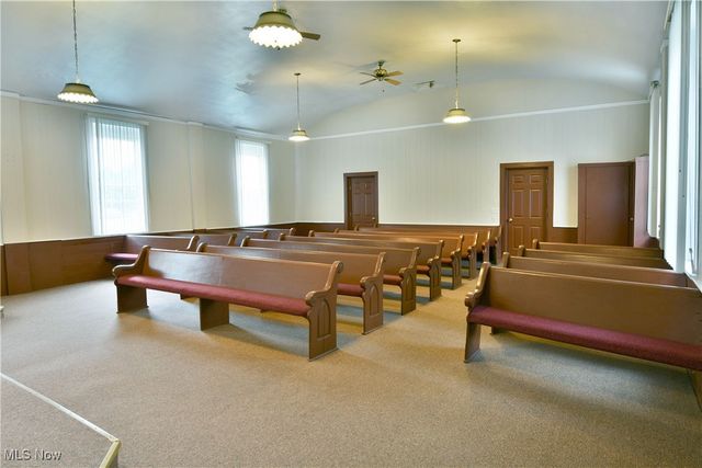 305 Ridge Road, Cortland, OH 44410