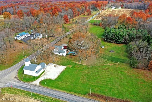 305 Ridge Road, Cortland, OH 44410