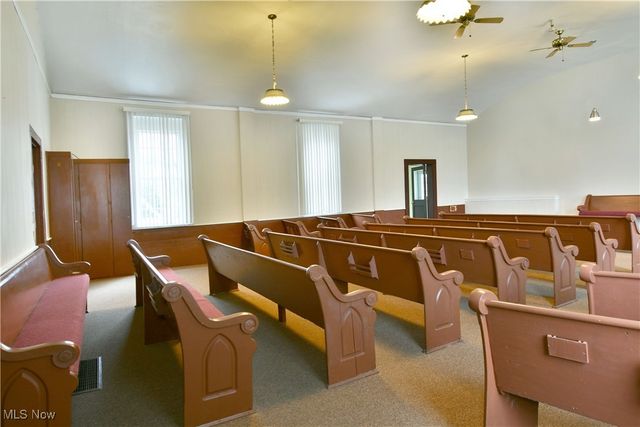 305 Ridge Road, Cortland, OH 44410