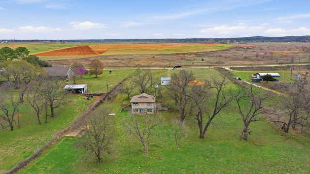 15001 Mitchell Bend Court, Granbury, TX 76048