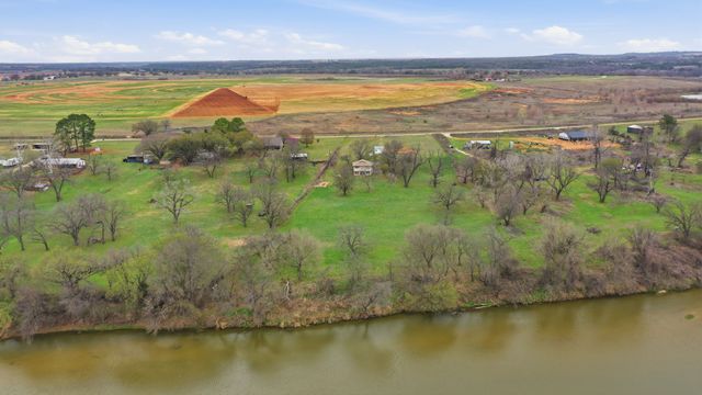 15001 Mitchell Bend Court, Granbury, TX 76048