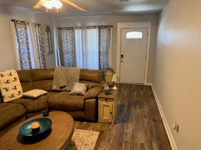 11051 N US HWY 79, De Berry, TX 75639