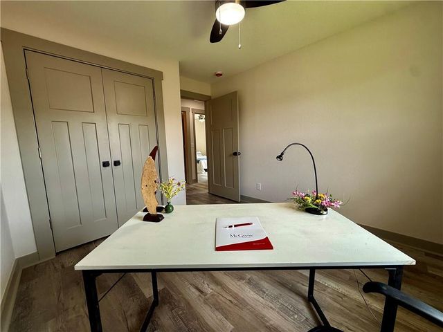 1622 Lindenwood Lane, Lawrence, KS 66044
