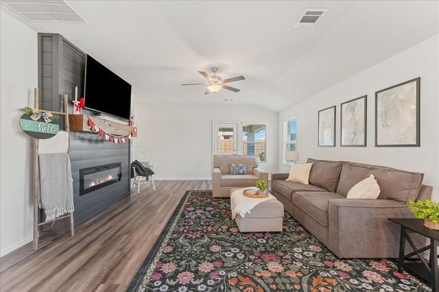 3258 Deckard Drive, Royse City, TX 75189