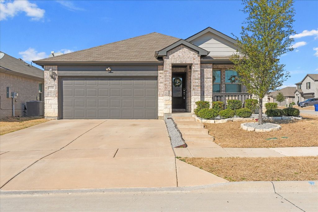3258 Deckard Drive, Royse City, TX 75189