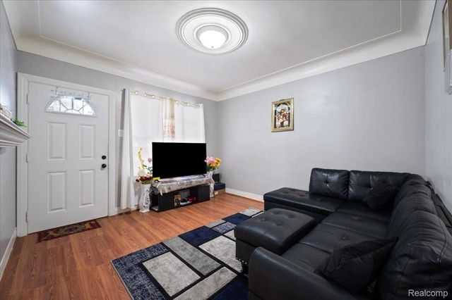 12660 Gallagher Street, Hamtramck, MI 48212