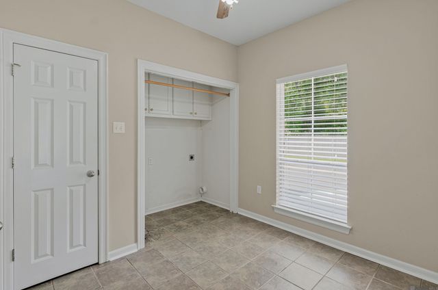 2767 Peachtree Ln, Zachary, LA 70791