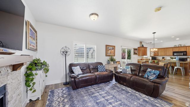 4338 W SACAJEWA ST, Riverton, UT 84096