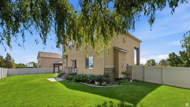 4338 W SACAJEWA ST, Riverton, UT 84096