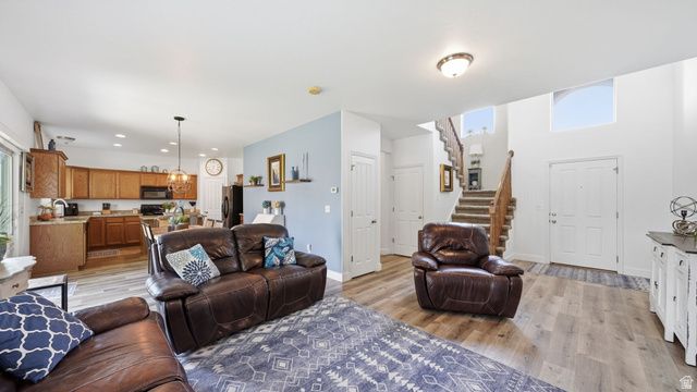 4338 W SACAJEWA ST, Riverton, UT 84096