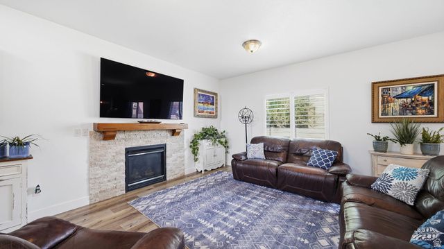 4338 W SACAJEWA ST, Riverton, UT 84096