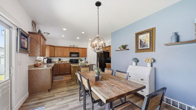 4338 W SACAJEWA ST, Riverton, UT 84096