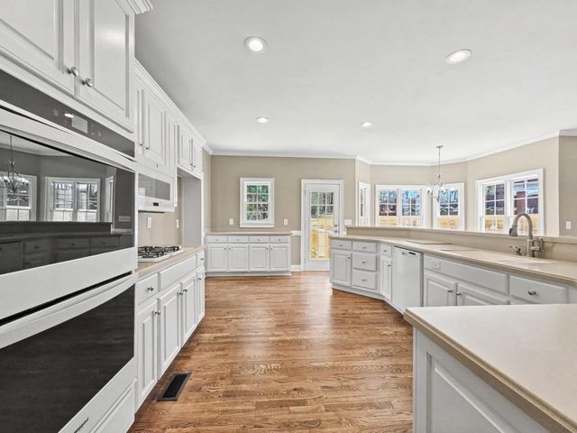 3260 Rays Creek Drive NW, Acworth, GA 30101